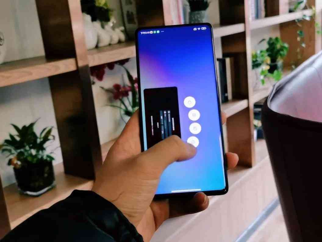 一加手机怎么样 用了半年的一加后，还是决定换回小米？只因这3点不接受反驳