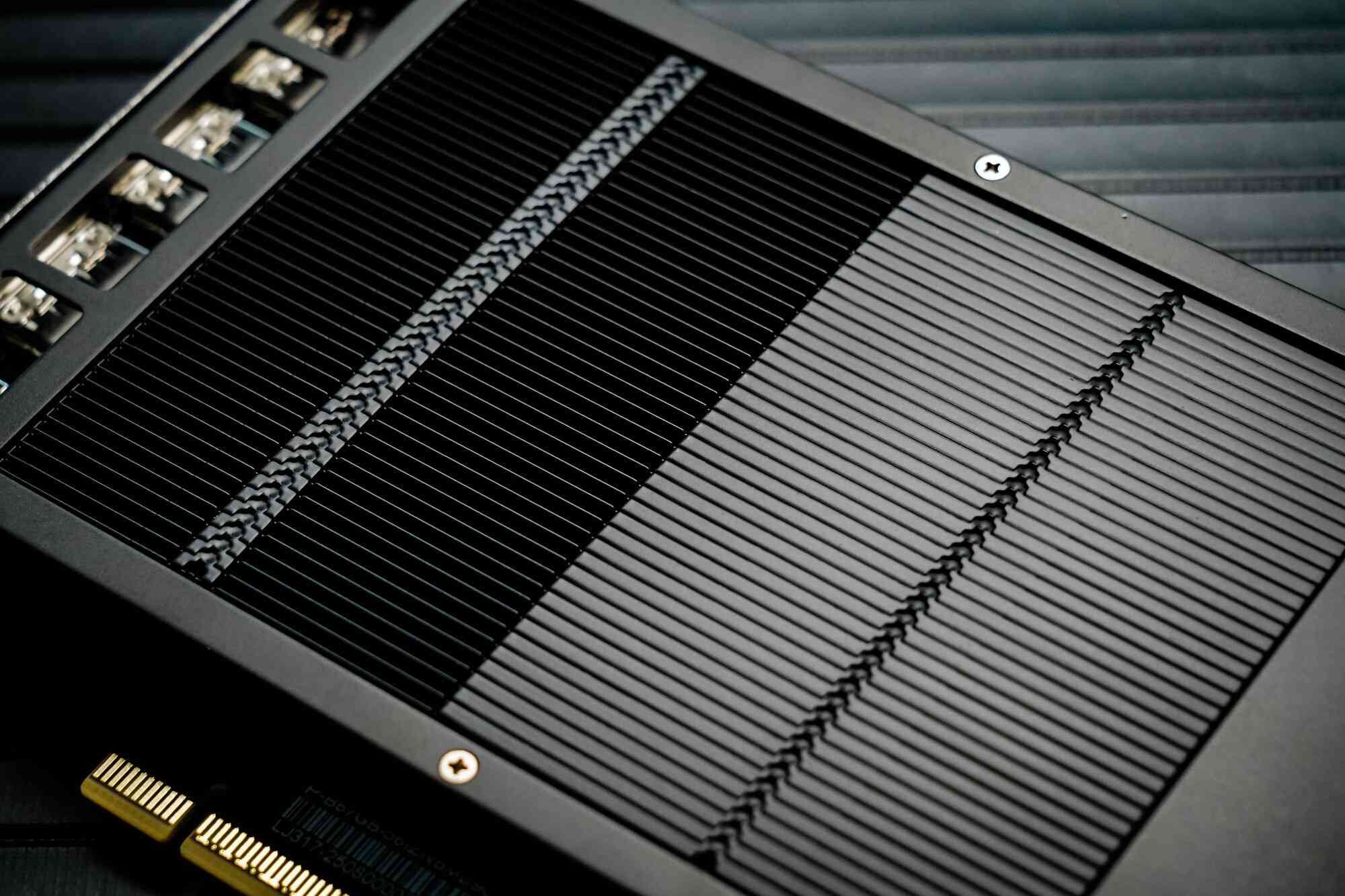 影驰显卡怎么样 影驰GeForce RTX 5060 Ti 无双MAX显卡评测 厚度20mm 巧夺天工！