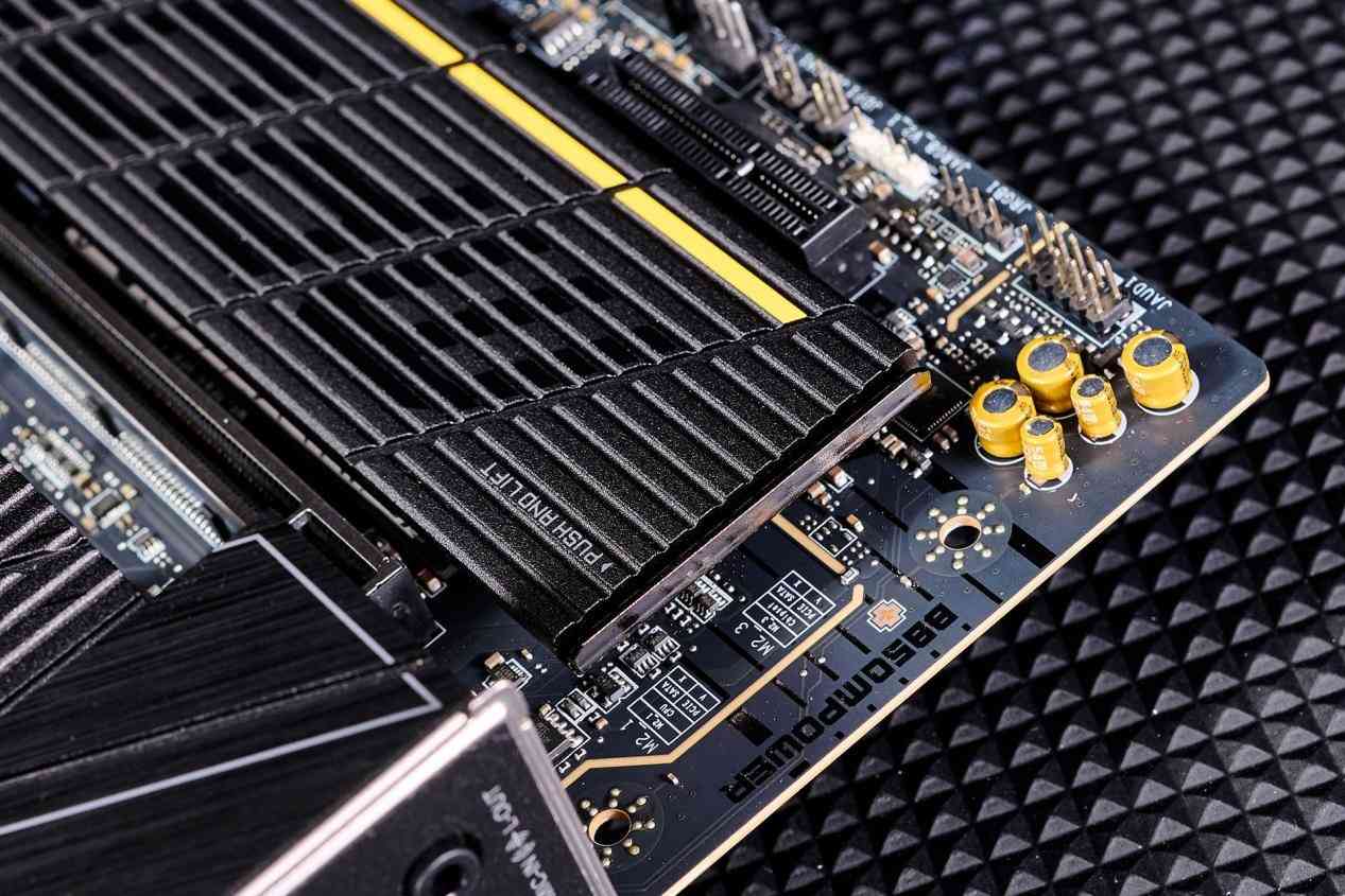 微星B850MPOWER主板深度评测：MPOWER系列的超频传奇延续，千元级性能炸裂之选