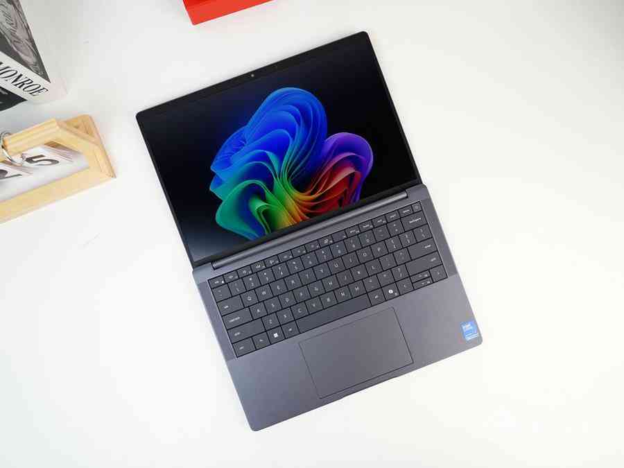 戴尔笔记本怎么样？性能强劲的长续航轻薄旗舰笔记本电脑 Dell Pro 14 Premium评测