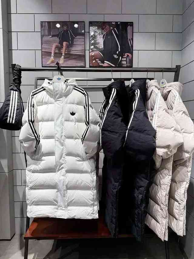 雪中飞羽绒服质量怎么样 羽绒服,我把阿迪达斯换成“雪中飞”后,有些话不吐为快,太真实 雪中飞羽绒服质量怎么样 羽绒服,我把阿迪达斯换成“雪中飞”后,有些话不吐为快,太真实