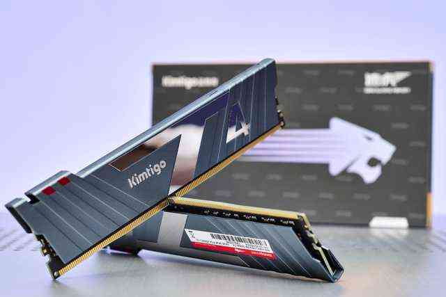 金泰克内存条怎么样 金泰克速虎T4内存评测—真正的“铝”装大佬，直上4000没压力