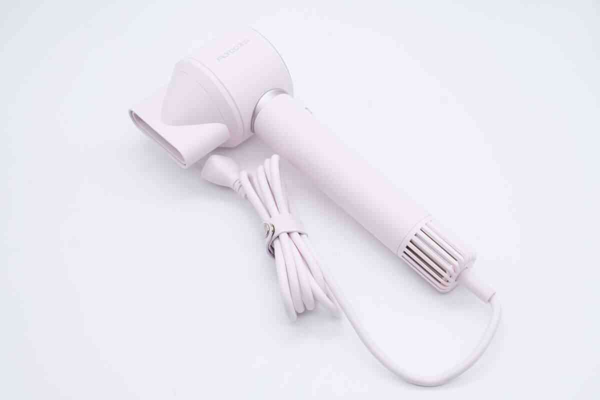 飞科高速吹风机深度评测:200元档无刷电机神器值不值得入手? 飞科高速吹风机深度评测:200元档无刷电机神器值不值得入手?