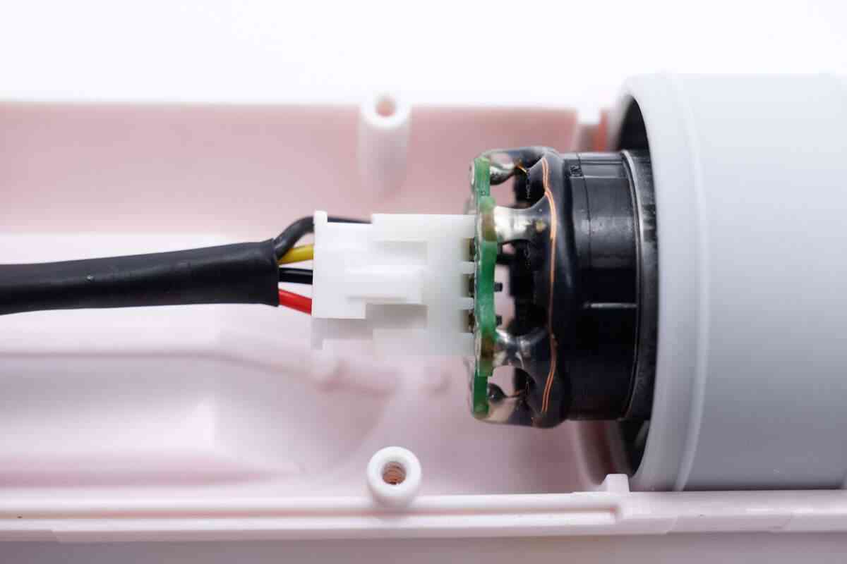 飞科高速吹风机深度评测:200元档无刷电机神器值不值得入手? 飞科高速吹风机深度评测:200元档无刷电机神器值不值得入手?