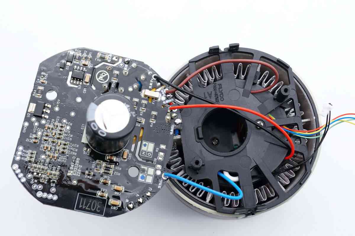 飞科高速吹风机深度评测:200元档无刷电机神器值不值得入手? 飞科高速吹风机深度评测:200元档无刷电机神器值不值得入手?