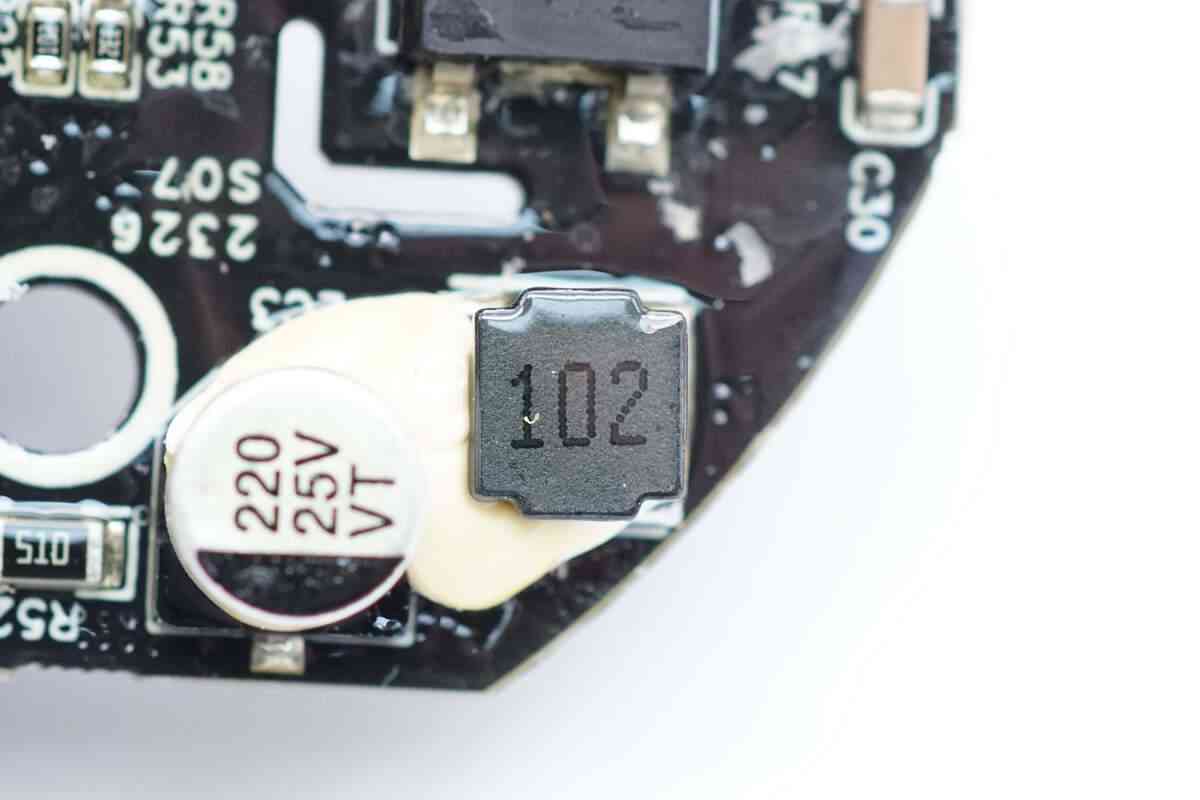 飞科高速吹风机深度评测:200元档无刷电机神器值不值得入手? 飞科高速吹风机深度评测:200元档无刷电机神器值不值得入手?