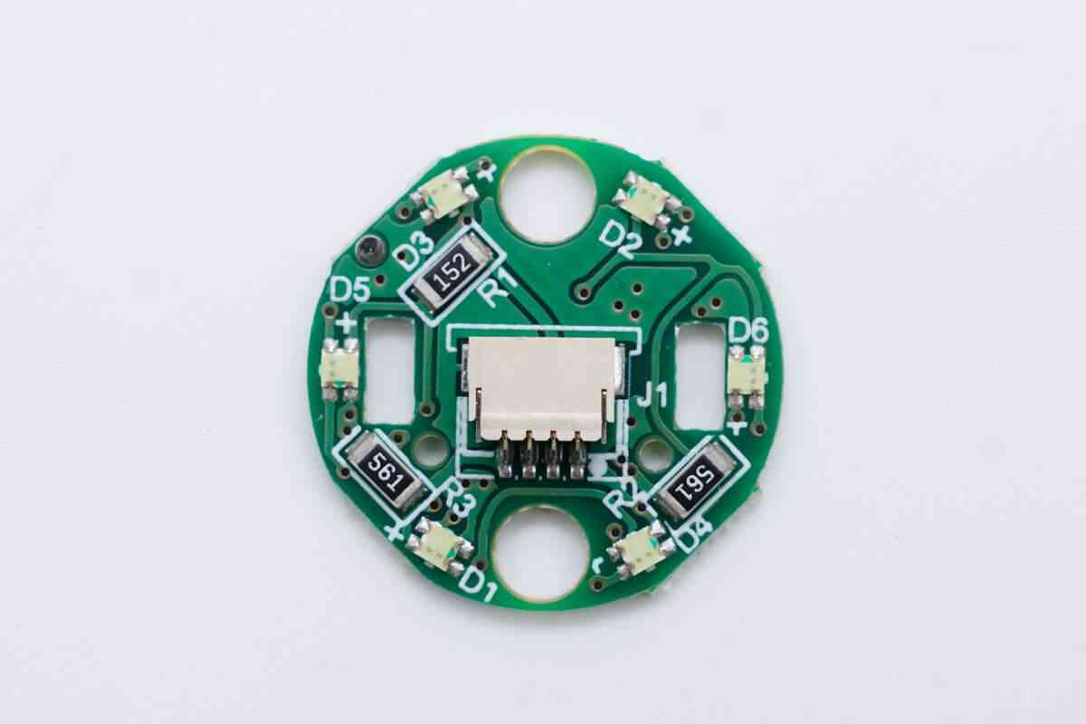 飞科高速吹风机深度评测:200元档无刷电机神器值不值得入手? 飞科高速吹风机深度评测:200元档无刷电机神器值不值得入手?