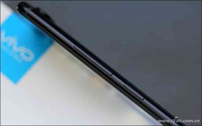 vivo X20全面屏手机深度评测：2998元值不值得入手？