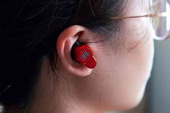 JBL蓝牙耳机怎么样？JBL T280TWS PRO体验：用设计和音质阐述潮流个性