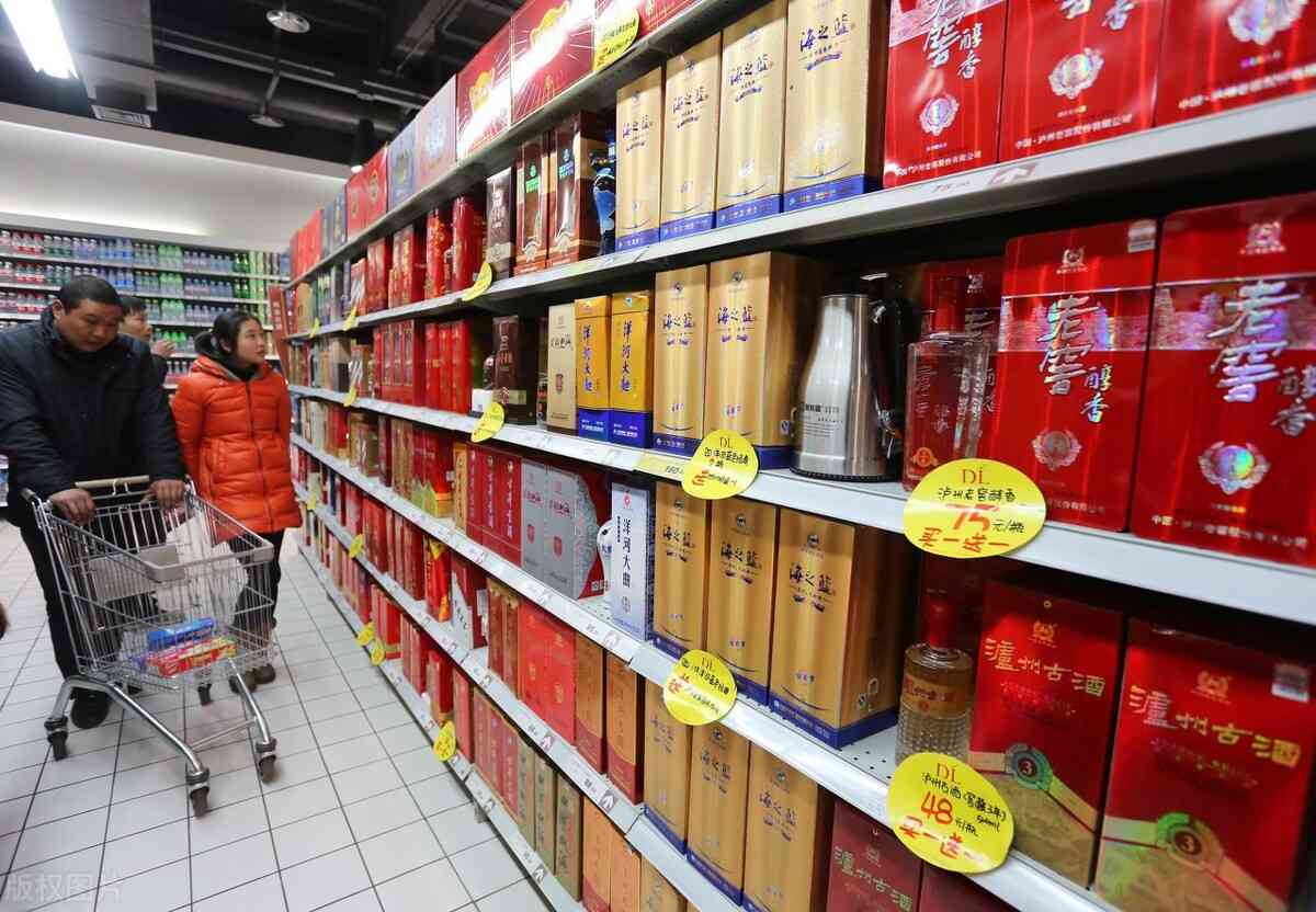 金六福酒怎么样 从一夜爆红到无人问津，年销30亿的国民神酒，为何卖不动了？