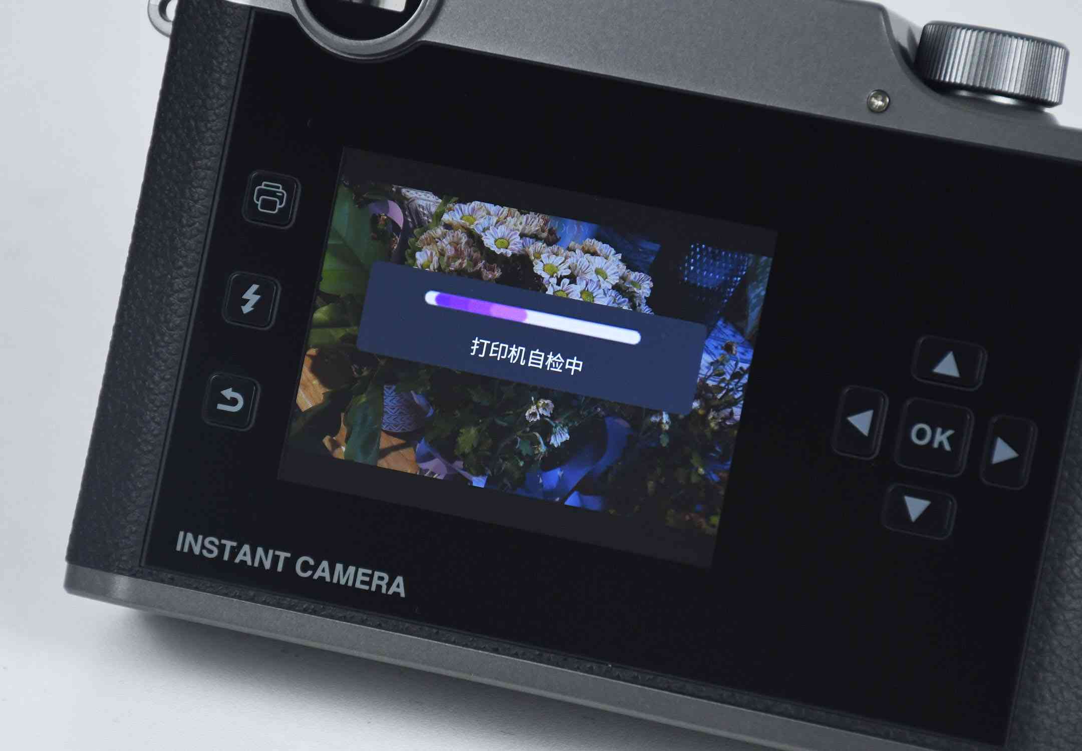 汉印打印机怎么样 不用墨水也能打印？采用“复古外观”的照片打印机：汉印Z3评测