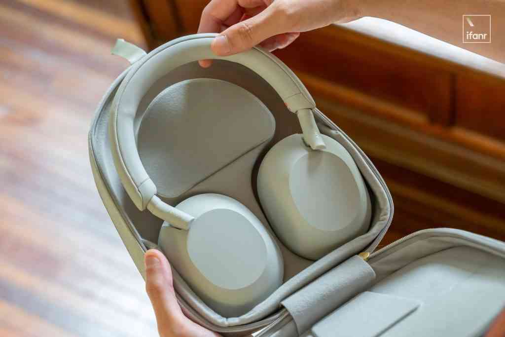 索尼WH-1000XM6深度体验:三年磨一剑,旗舰降噪耳机再进化 索尼WH-1000XM6深度体验:三年磨一剑,旗舰降噪耳机再进化