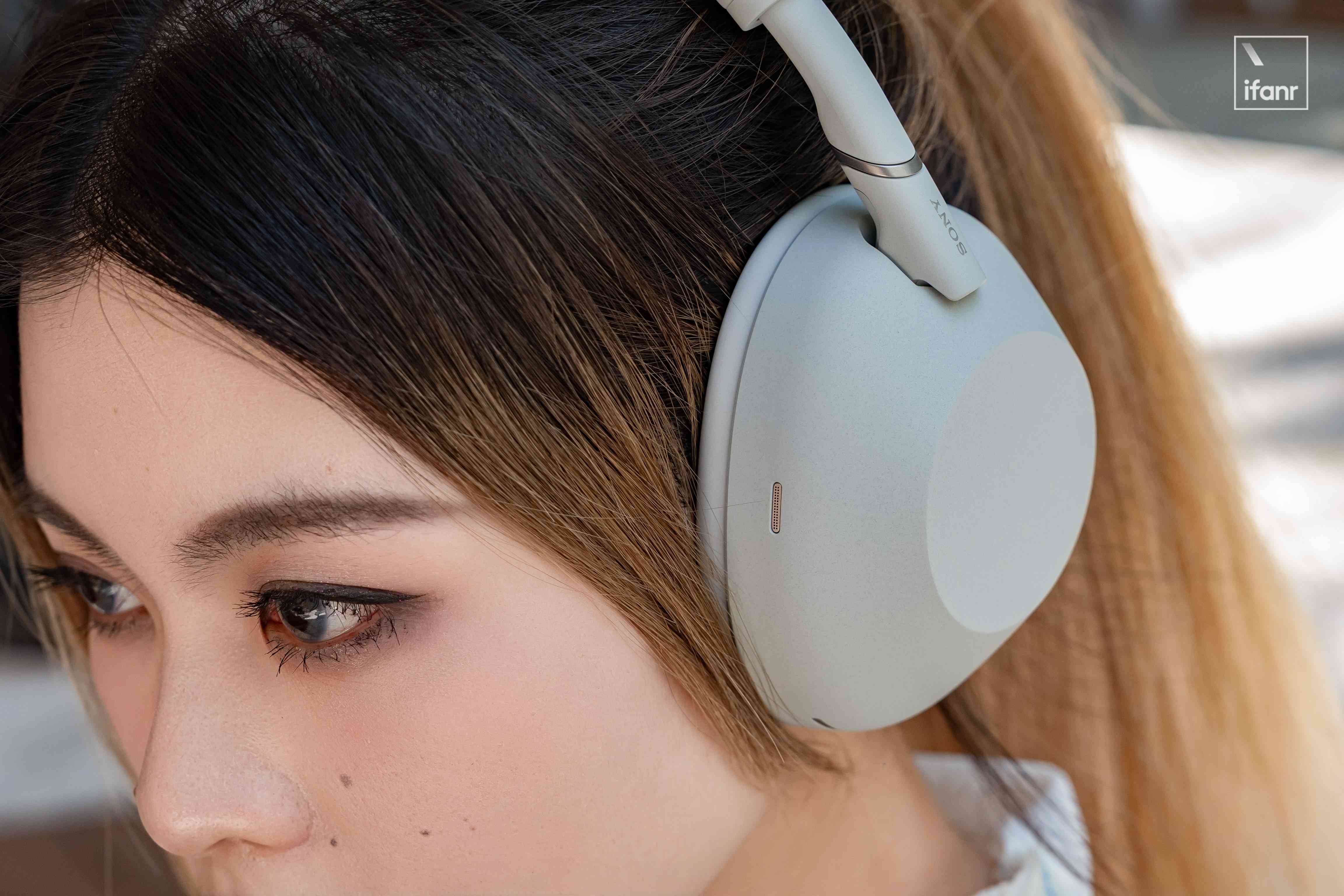 索尼WH-1000XM6深度体验:三年磨一剑,旗舰降噪耳机再进化 索尼WH-1000XM6深度体验:三年磨一剑,旗舰降噪耳机再进化