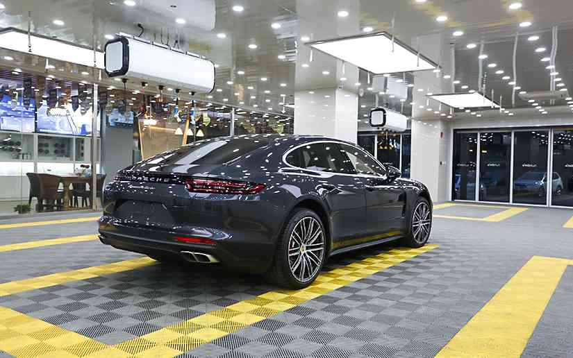 保时捷车主亲授：专业汽车贴膜全方位解析指南