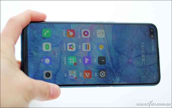 联发科天玑800处理器全面评测：GPU性能亮眼，CPU表现略显不足