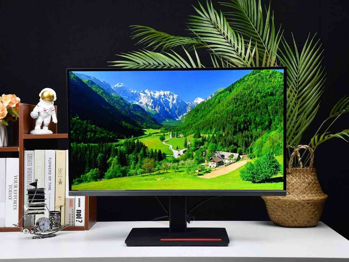 联想ThinkVision隐士Extreme显示器全面评测：4K HDR与MiniLED技术深度解析