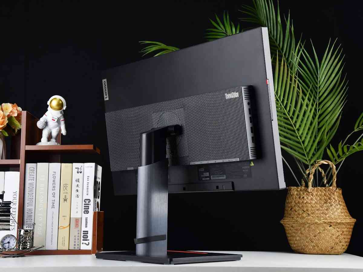 联想ThinkVision隐士Extreme显示器全面评测：4K HDR与MiniLED技术深度解析