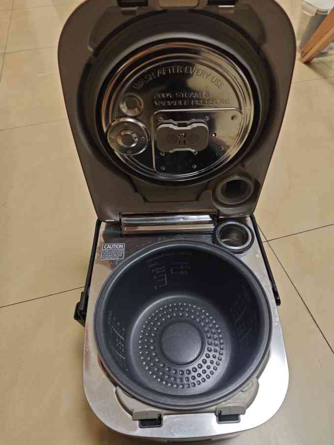 松下电饭煲深度评测：回收站15元捡漏7000元高端家电的惊喜之旅