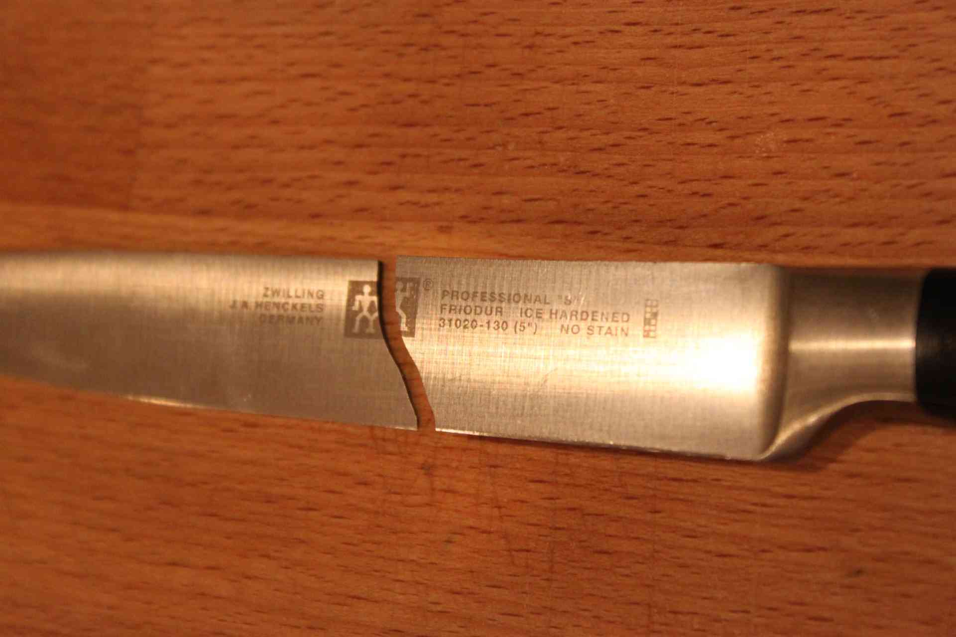 双立人刀怎么样 德国双立人一碰就断!为什么这是进口好刀的通病? 双立人刀怎么样 德国双立人一碰就断!为什么这是进口好刀的通病?